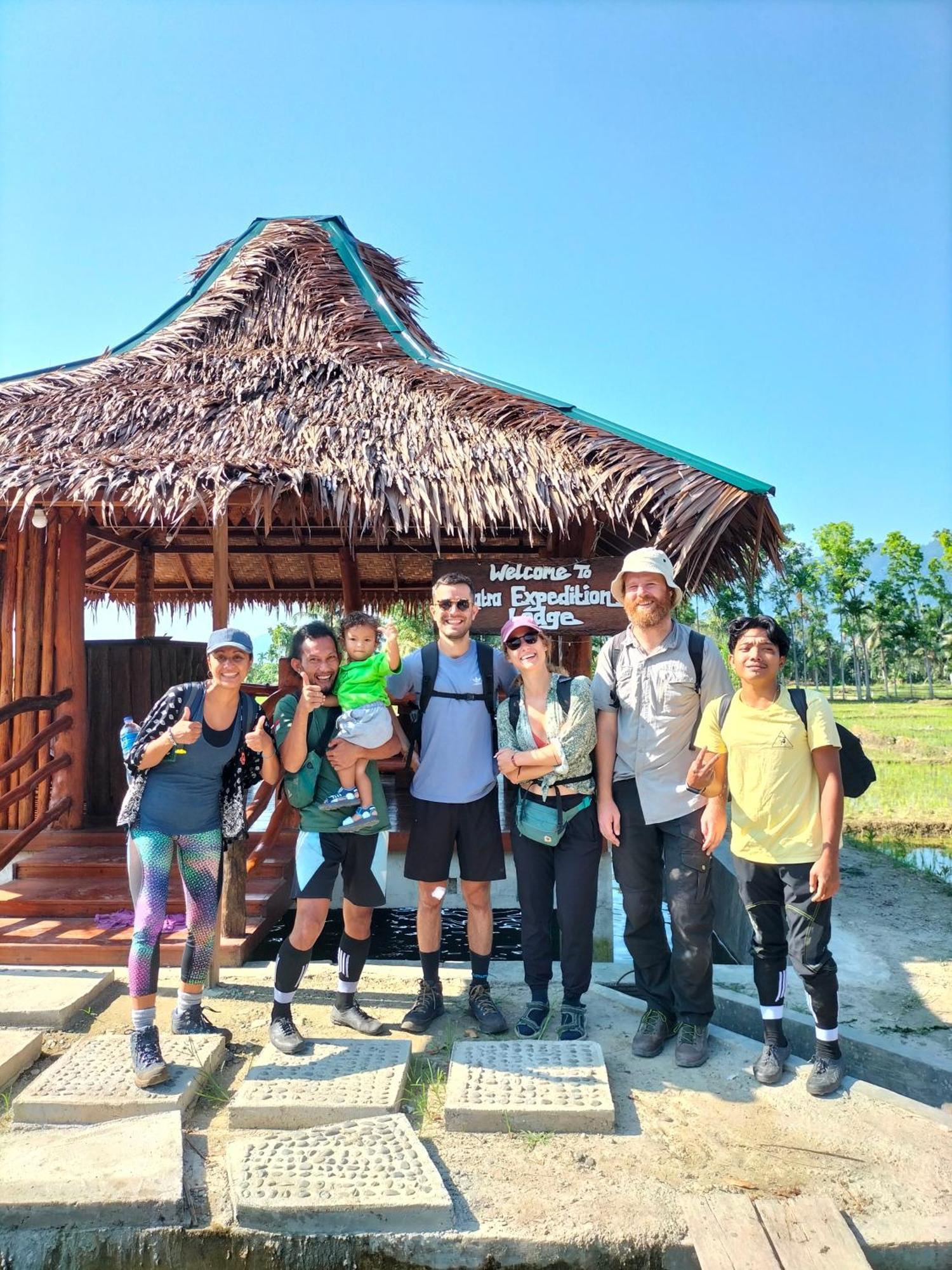 Sumatra Expedition Lodge Bukit Lawang Bagian luar foto