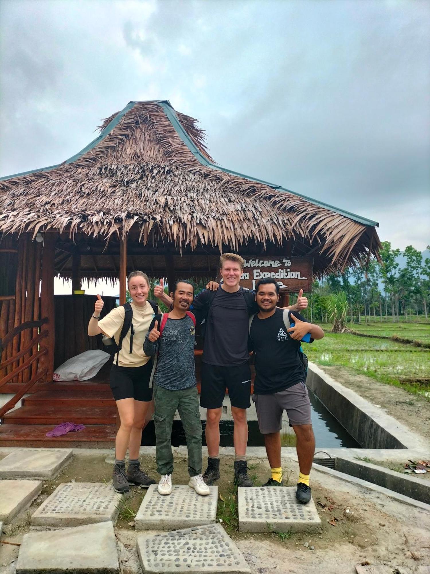 Sumatra Expedition Lodge Bukit Lawang Bagian luar foto