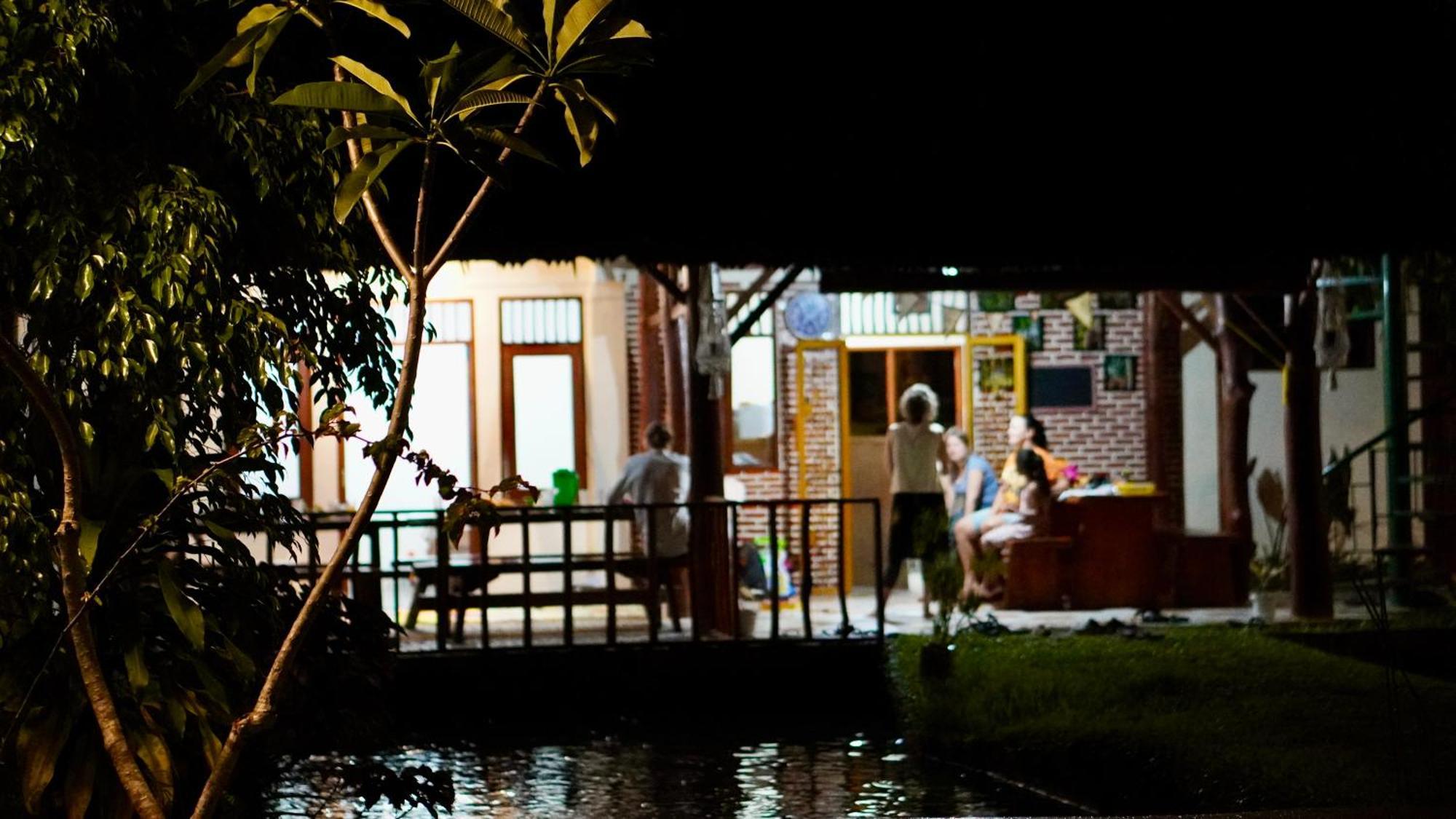 Sumatra Expedition Lodge Bukit Lawang Bagian luar foto