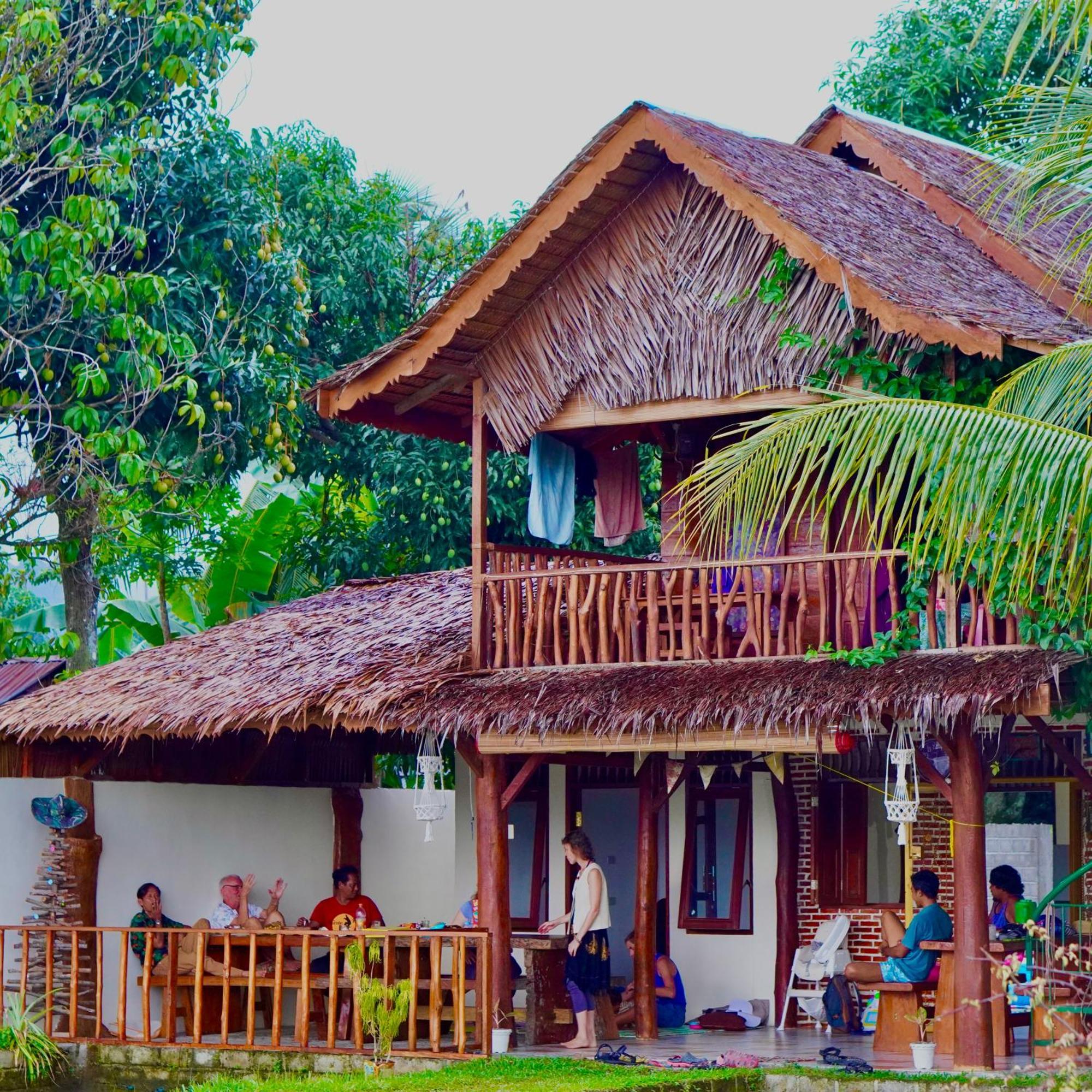 Sumatra Expedition Lodge Bukit Lawang Bagian luar foto