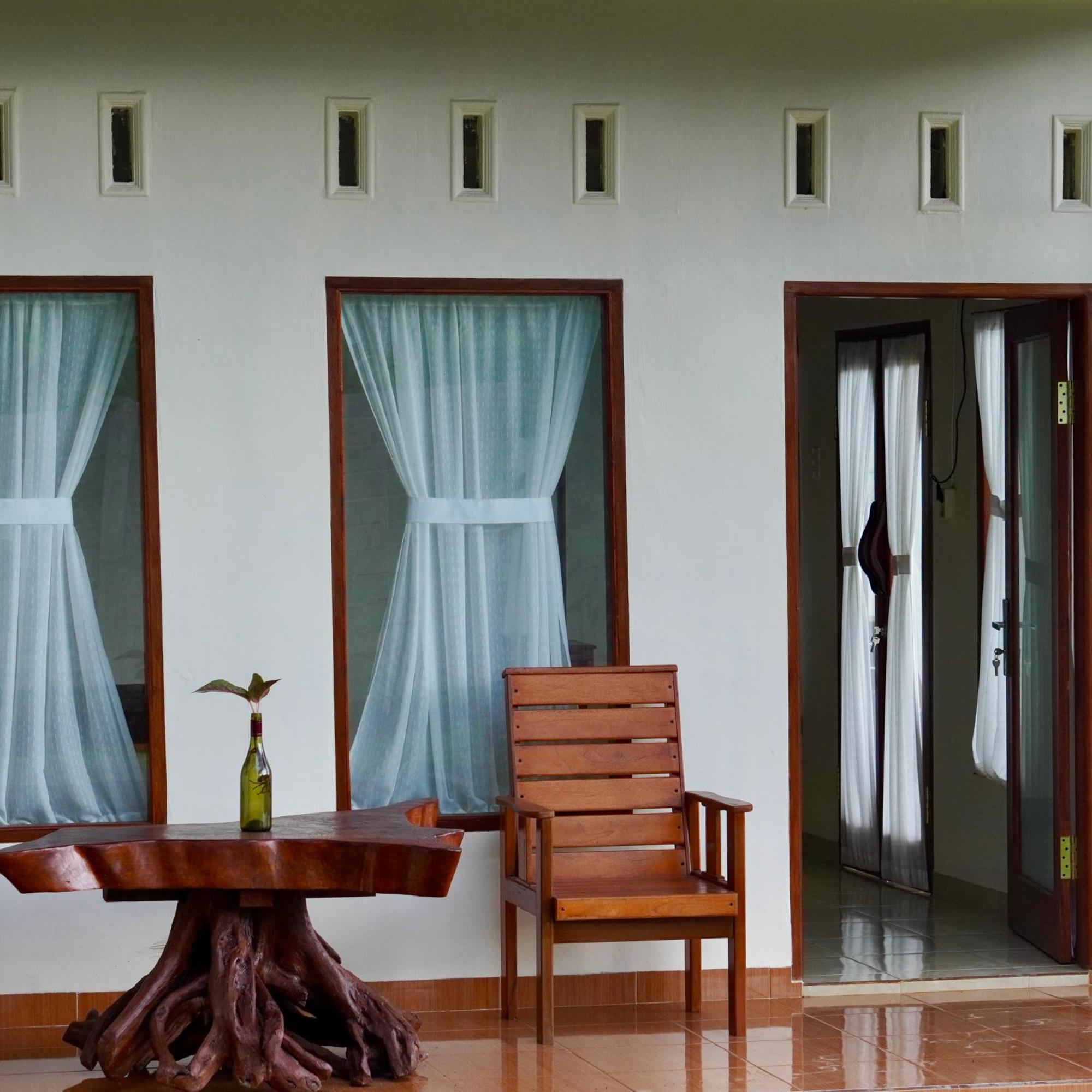 Sumatra Expedition Lodge Bukit Lawang Bagian luar foto