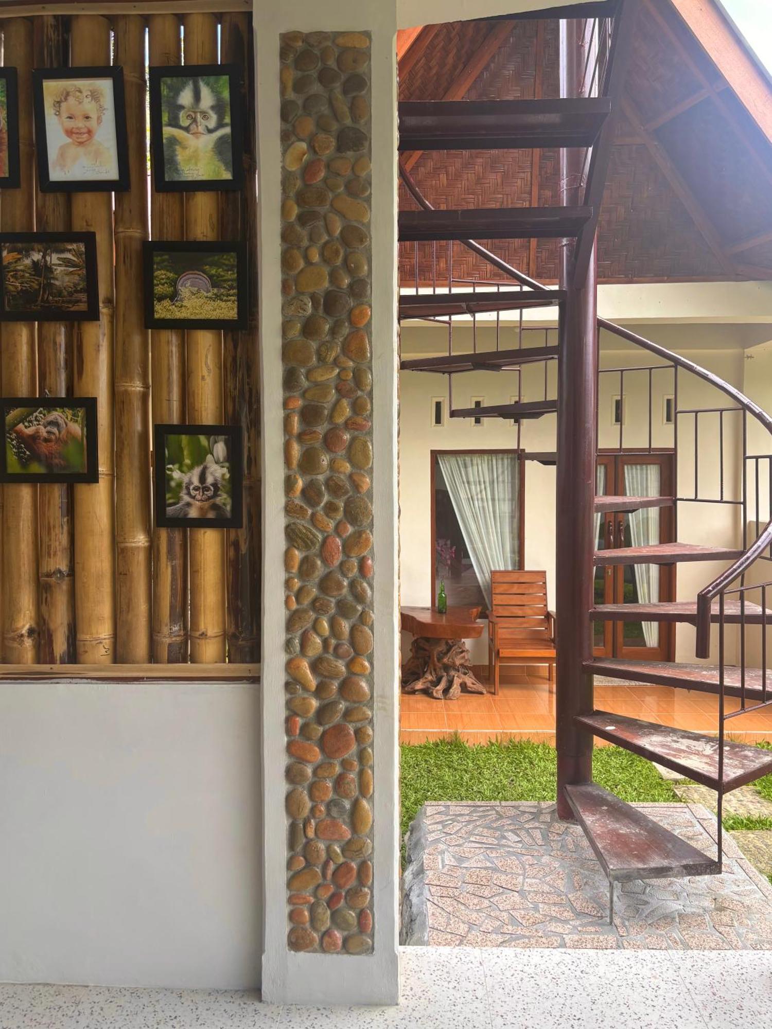 Sumatra Expedition Lodge Bukit Lawang Bagian luar foto