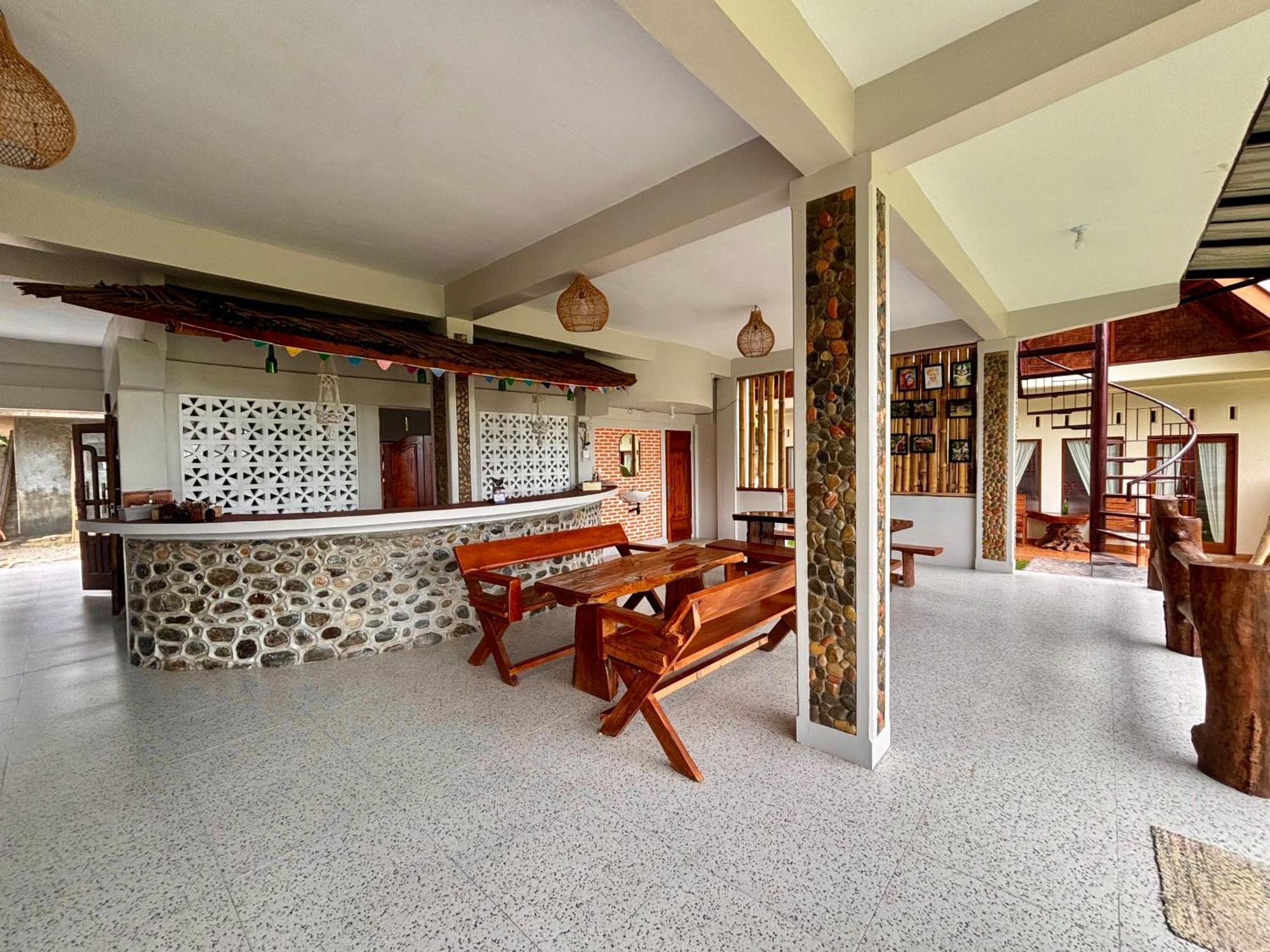 Sumatra Expedition Lodge Bukit Lawang Bagian luar foto